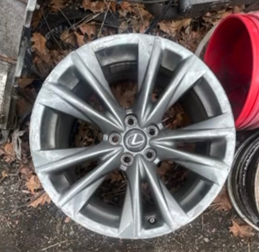 Used Wheels Lexus 19x8 ET ?? BP 5x4.5 CB 60